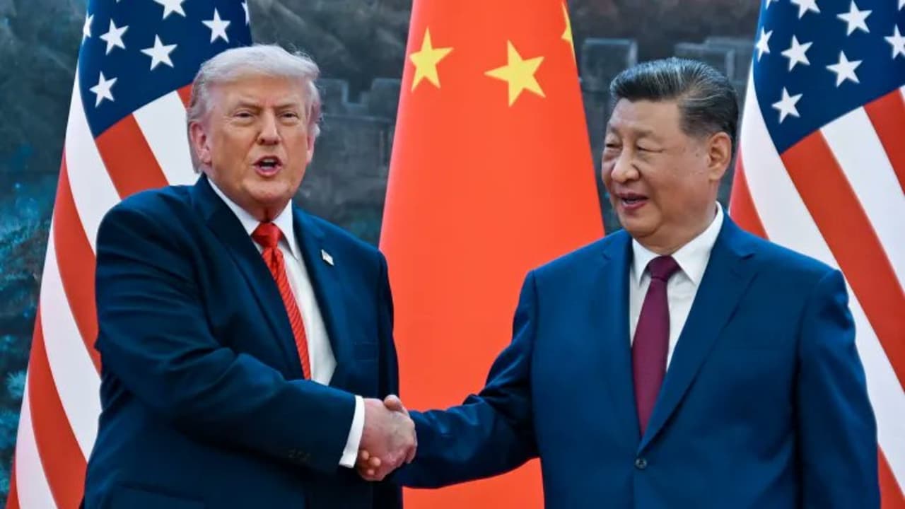 Trump and xi Jinping handshake